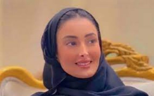 الأميرة أضواء آل سعود تسحر العيون بجمالها العربي الأصيل.. أعلنت خطبتها في بث مباشر ولن تتخيل من هو العريس!شاهد