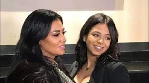 هجوم حاد وقاسي.. ابنة رانيا يوسف تزلزل الوسط وتظهر بإطلالة جذابة سحرت جيمع الانظار... ورد فعل والدتها الفنانة صادم!!