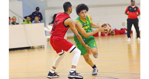 السيب يفوز على نادي عمان والبشائر يتجاوز نزوى