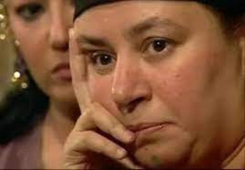 بينما يحتفل الجمهور بذكرى ميلاد الفنانة المصرية عبلة كامل.. نقيب الممثلين يفجّر مفاجأة مرعبة أبكت الجماهير بخصوص وضعها الصحي وما حدث لها أمس!!