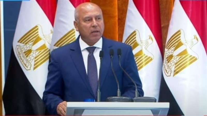 وزير النقل: ربط الخط الثاني للقطار السريع من 6 أكتوبر إلى أبو...