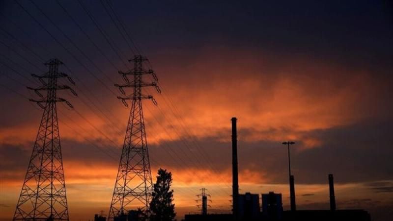 عودة التيار الكهربائي بعد انقطاع مفاجئ في كل مدن تونس