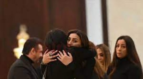 الموت يفجع دينا الشربيني ويخطف اعز ناسها ويهز الوسط الفني في مصر.. لن تصدق ما حدث معها وجعل جميع زملائها يبكون!!