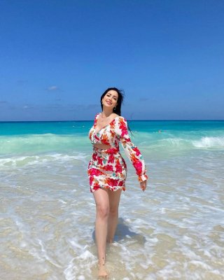 نسرين طافش تثير المواقع بوجودها في المستشفى ووضعها الصحي يصعب على الكافر.. وتسريب معلومات حصرية عن ارتباطها بأبو هشيمة صادم جدًا!!