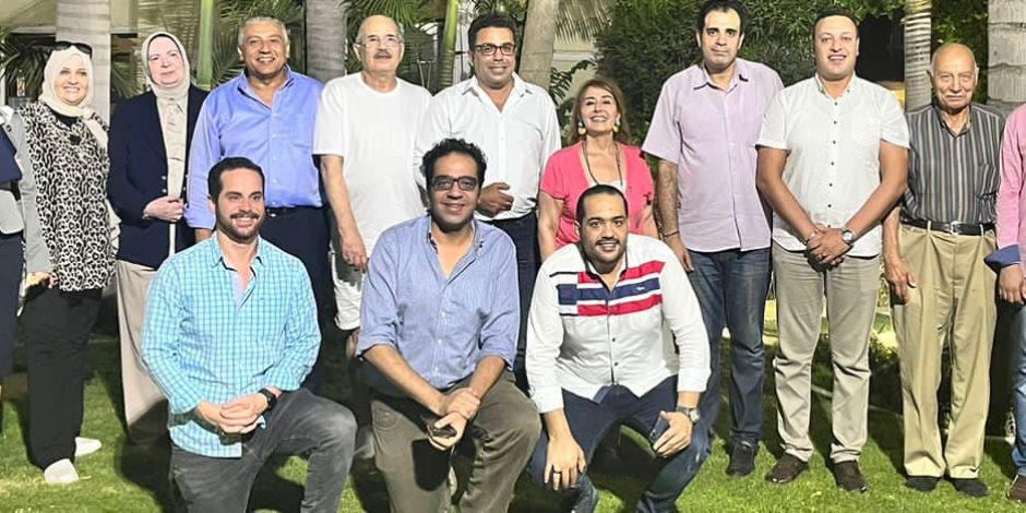 حزب الحوار يؤسس أولى لجانه في الإسكندرية برئاسة دكتور إبراهيم عزازي