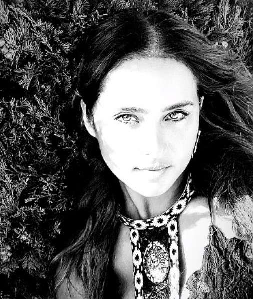 شاهد.. نيللي كريم تستعرض جمالها عبر انستجرام