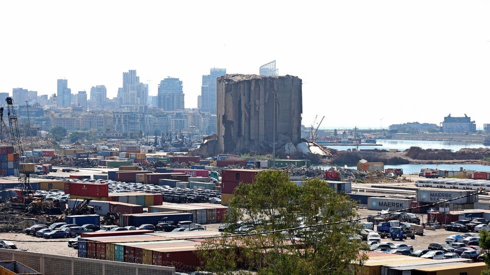 اتفرج رغم أن شعبها فقير هذه الدولة العربية أغنى من كل دول الخليج .. لن تصدق من هي ؟