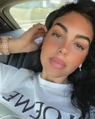 جورجينا رودريغر تفجر خلاف كبير بين السعوديين والمغاربة..والسبب صادم