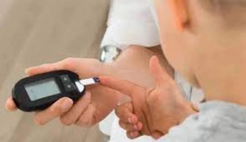 متوفرة في كل منزل .. بهار جبار متمكن رخيص الثمن متوجد بقوة بكل مكان يمنع ارتفاع نسبة السكر في الدم ويخفض الجلوكوز وينظم مستويات الكولسترول بشكل مذهل!!