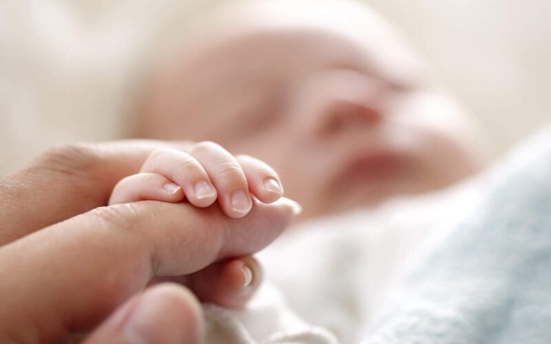 في السعودية.. امرأة تعترف لزوجها ان المولود ليس ابنه.. والنهاية تقشعر لها الأبدان !