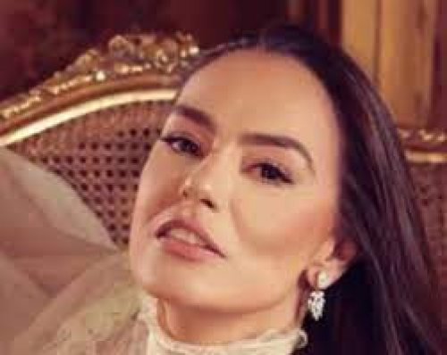 حارس الأمن الخاص بـالنجمة المصرية شريهان يخرج عن صمته بعد سنوات من خدمتها ويكشف حقيقتها أمام الجميع: هذا ما تفعله في الخلوات دون معرفة أحد حتى اقرب المقربين!!