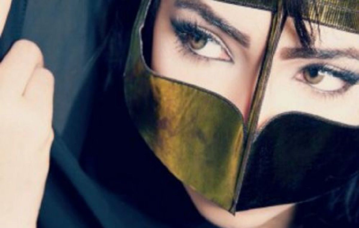 سعودية تفاجئ المأذون وتطلب منه أن ترى هذا الشيء في العريس قبل عقد النكاح.. لن تصدق ما هو !