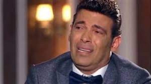 عورتني بالمنطقة دي بآلة حادة.. سعد الصغير يتهم طليقته الراقصة برلنتي عامر بضربه داخل فندق شهير بالهرم.!!(فيديو)