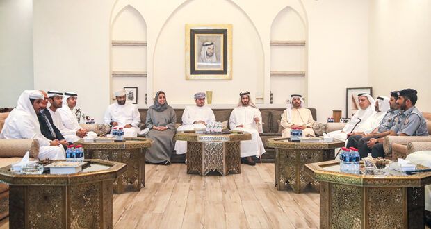 اتحاد الفروسية يزور جمعية الإمارات للخيول العربية