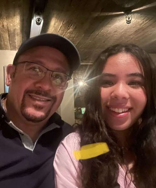 هشام عباس يهنئ ابنته بمناسبة عيد ميلادها