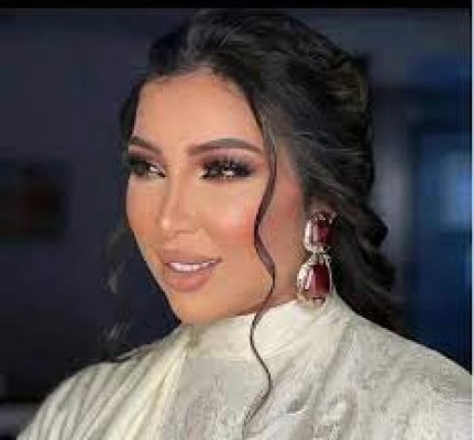 دنيا بطمة تثير جنون محمد الترك بملابس البحر رفقة حبيبها الوسيم والمفاجأة التي ستجعلة يموت من القهر بهويته الصادمة !!