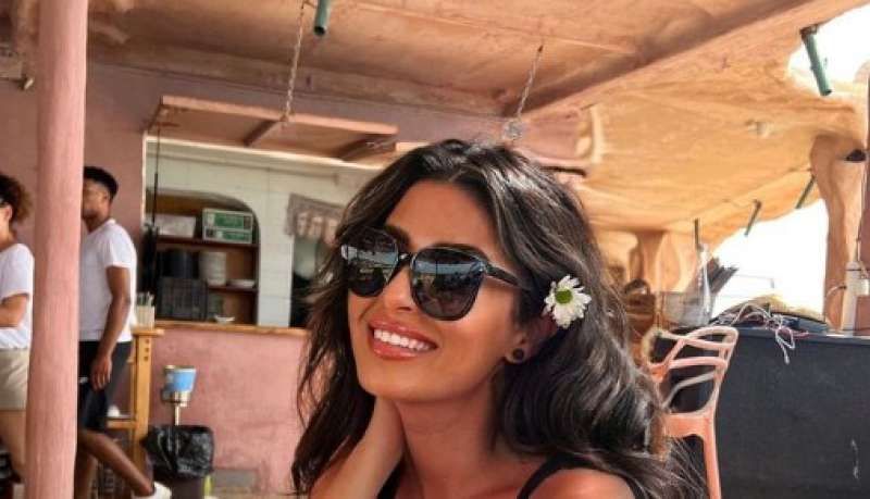 شاهد.. ميرنا نور الدين تخطف الأضواء عبر إنستجرام