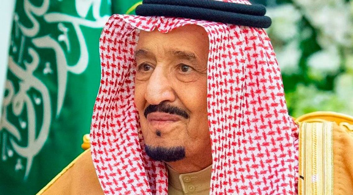 الملك سلمان يُفرح الوافدين في السعودية بقرارات تاريخية ستغير أوضاع المغتربين في المملكة