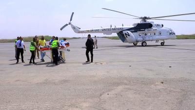 أخبار اليمن : طائرة أممية تهبط في مطار الحديدة الدولي