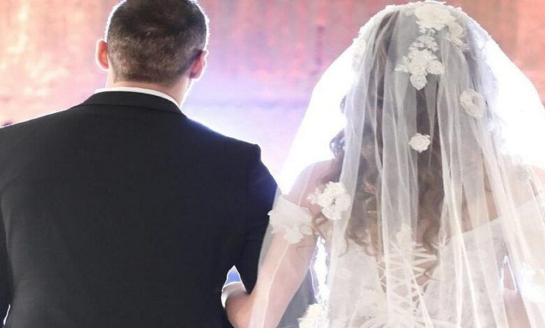 توفي زوجها فتزوجت أخوه وفي ليلة الزفاف اخبرها سرا جعلها تنهار تماما !