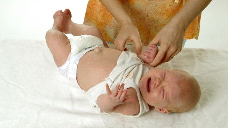 في حالة ذهول .. مواطن سعودي يدفن زوجته في صحراء الصحراء وبعد تسعة أشهر حدثت هذه المفاجأة