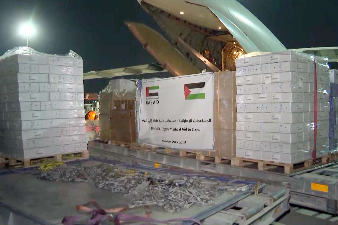 الإمارات ترسل مساعدات طبية إلى قطاع غزة