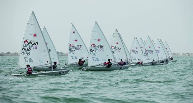 الأربعاء .. بدء منافسات أسبوع المصنعة للإبحار الشراعي