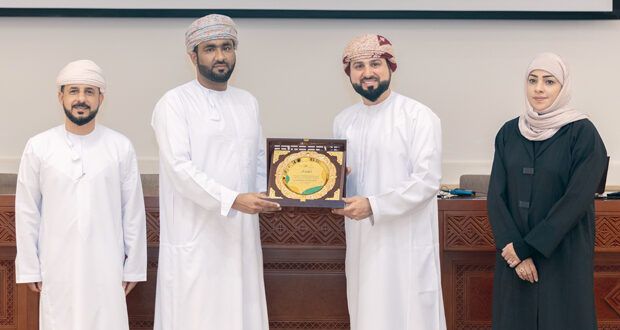 100 مشارك ومشاركة فـي حلقة عمل الشباب ثروة وطن بمحافظة شمال الباطنة