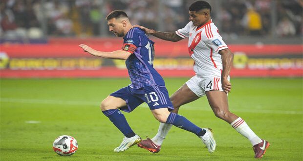 فـي تصفيات المونديال: إصابة نيمار فـي ليلة سقوط البرازيل والأرجنتين تحلّق بثنائية ميسي