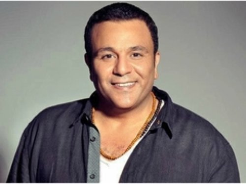 بطائرة خاصة.. اسعاف محمد فؤاد لـ المانيا للمرة الخامسة يصدم الجميع..وطبيبه الألماني يعترف بحالته الصعبة لاول مرة!!