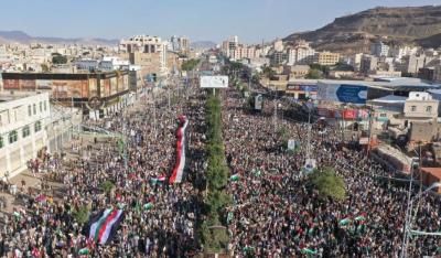 أخبار اليمن : مسيرة مليونية بصنعاء استنفاراً وإسناداً للشعب الفلسطيني