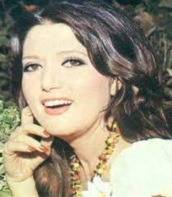 صورة ساحرة للفنانة شمس البارودي ليلة زفافها الاسطوري على الأميرالسعودي خالد بن سعود بن عبد العزيز!!