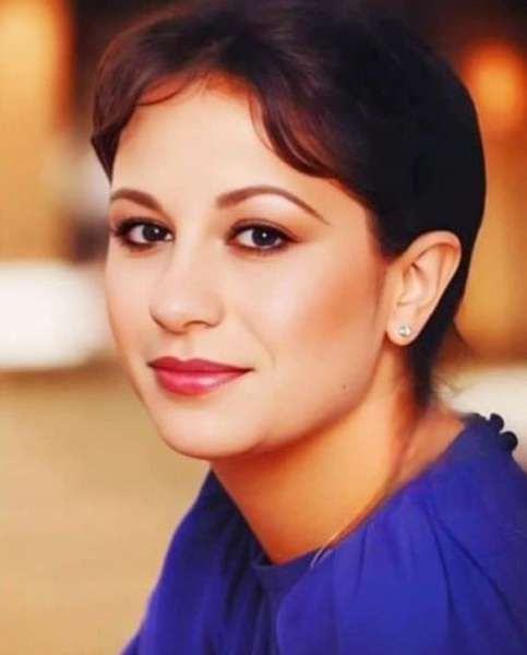 أحمد الفيشاوي يوجه رسالة لوالدته