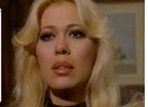 تحولت لعجوز بدينة.. بعد تجاوزها 77 عام لن تصدقوا كيف أصبح شكل الفنانة إيمان !! صورة