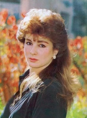 من أمام منزلها.. إطلالة مفزعة للفنان نجلاء فتحي في أحدث ظهور!! تغيرت 360 درجة اليوم!!