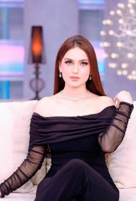 دفع وزنها ذهبا.. زفاف الإعلامية الشهيرة ياسمين عز من رجل أعمال مصري يشعل مواقع التواصل والجمهور: أخيراً لقيتي فرعونك!!