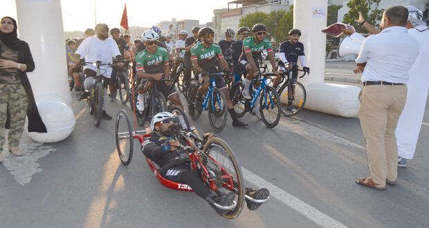 مسير بالدراجات الهوائية لدعم مرضى السرطان