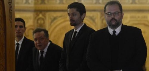 أولاد محمود عبد العزيز يوجهون رسالة إلى الوسط الفني بسبب هذا العزاء!