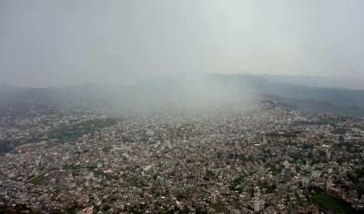 أخبار اليمن : أمطار وضباب وأجواء باردة.. وتحذير للمواطنين