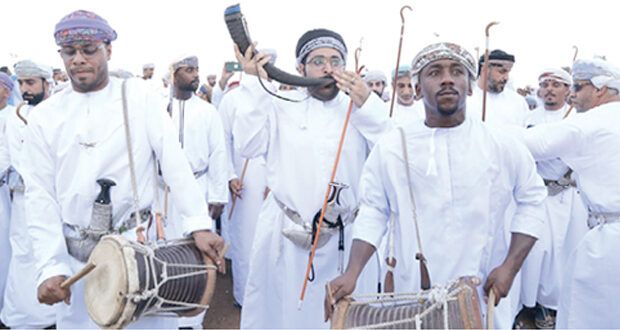 بدء المرحلة الثانية لمسابقة شعر الفنون العمانية المغناة بشمال الشرقية