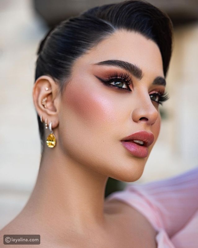 ما هي لمسات المكياج المفضلة لك؟