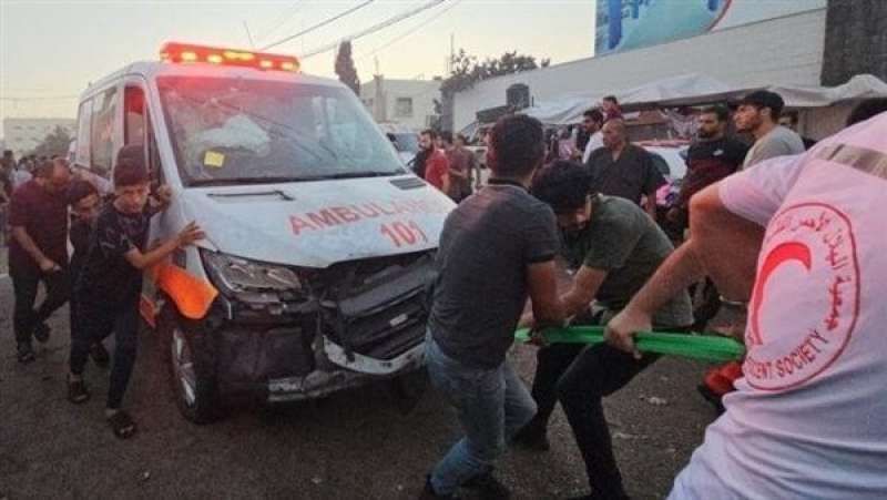 الاحتلال يستهدف محيط مستشفى الشفاء فى قطاع غزة