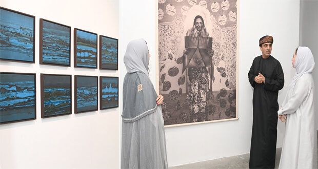 تعرض حتى نهاية نوفمبر الجاري لوحات تشكيلية بصرية تبرز حياة الإنسان فـي شبه الجزيرة العربية