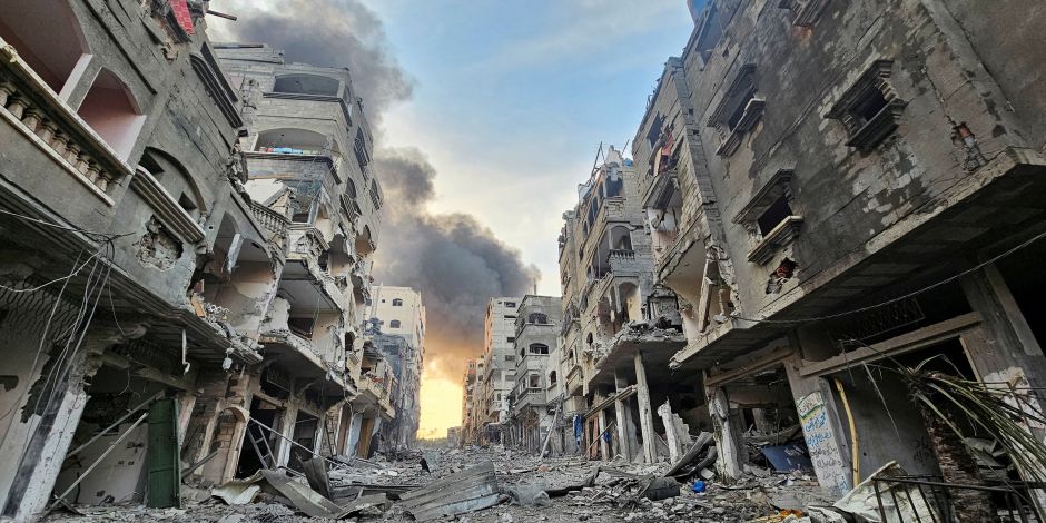 استشهاد مدير مستشفى الوفاء في قصف إسرائيلي بوسط غزة