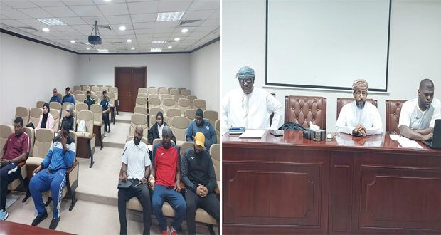لتطوير وتأهيل المدربين الوطنيين افتتاح دورة المدربين المستجدين لكرة اليد للصالات لأندية محافظة ظفار