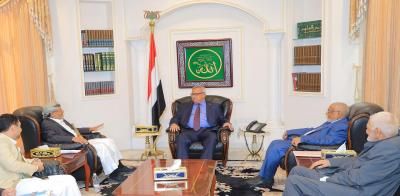 أخبار اليمن : بن حبتور يشيد بجهود وزارة التربية والتعليم