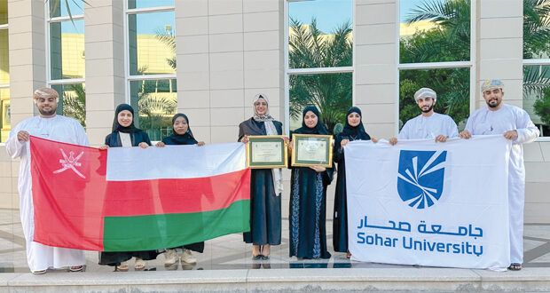 جامعة صحار تحقق المركز الثاني فـي مسابقة الخطابة البيئية العالمية