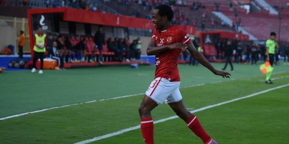 بيرسى تاو قبل مواجهة اتحاد جدة: من قال إن الأهلى يُعاني كثيراً؟!