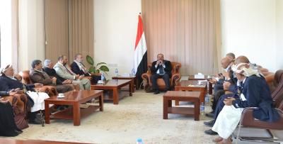 أخبار اليمن : العيدروس يلتقي ممثل حماس في اليمن.. وهذا ما ناقشاه