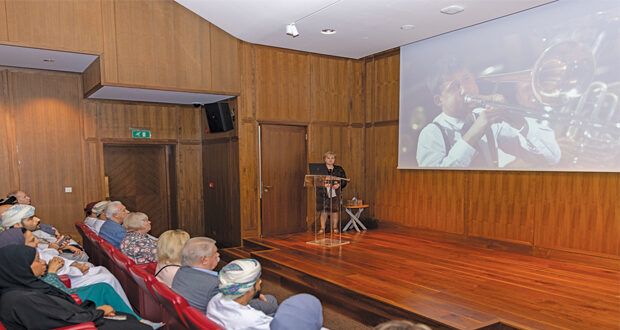 محاضرة بالمتحف الوطني حول متاحف الكرملين في موسكو